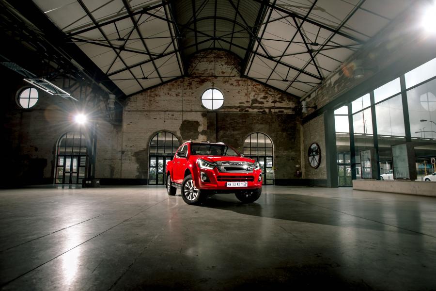  Isuzu D-Max LX Double Cab 2018 года  (ZA) (фото 37 из 37)